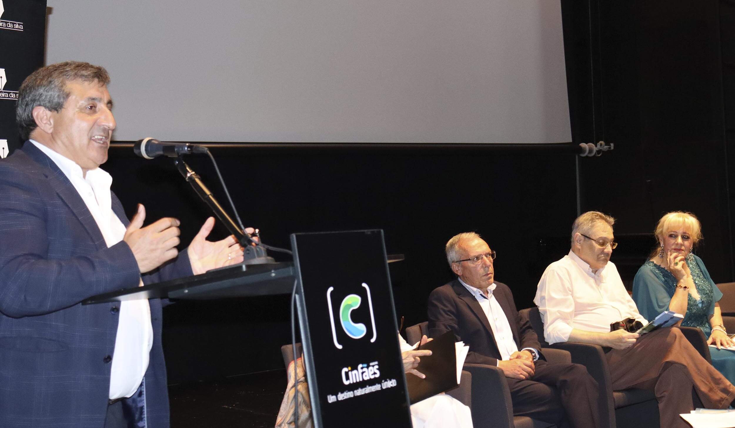 Apresentação do livro "Portugal Profundo - Uma Luz em Tempos Sombrios"