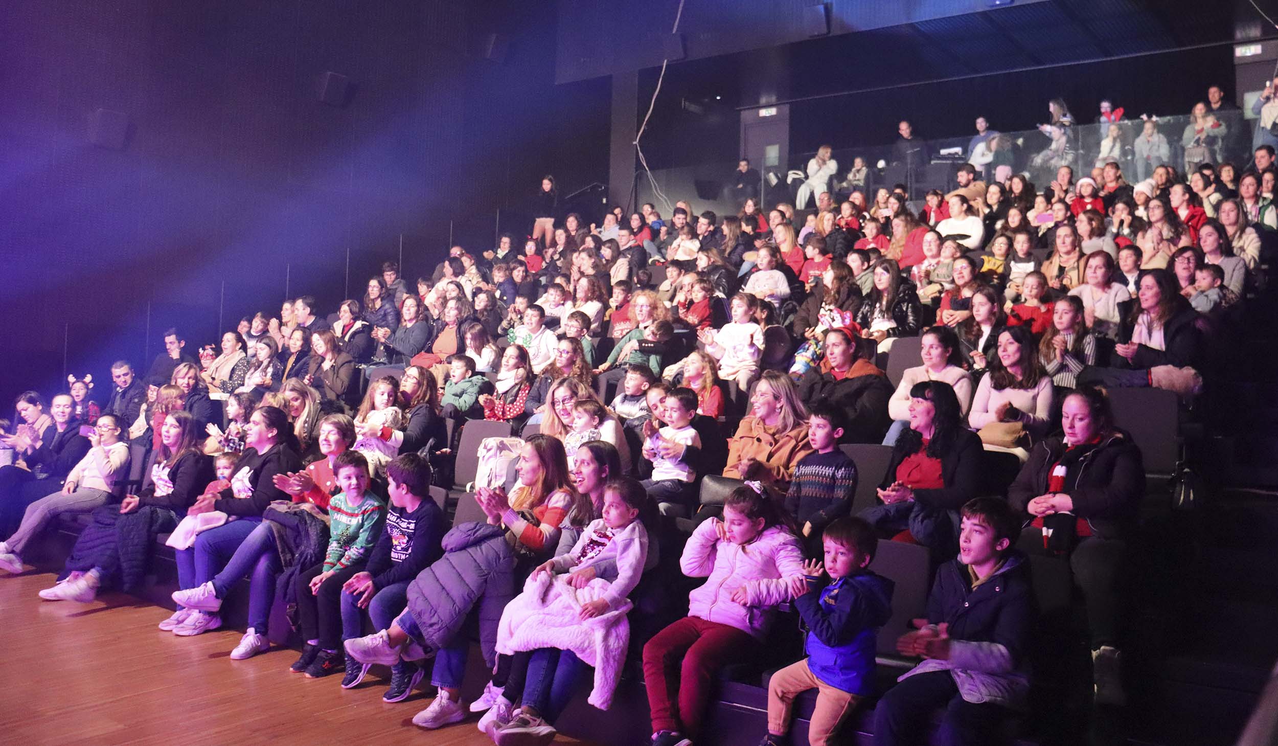 Funcionários festejaram o Natal!