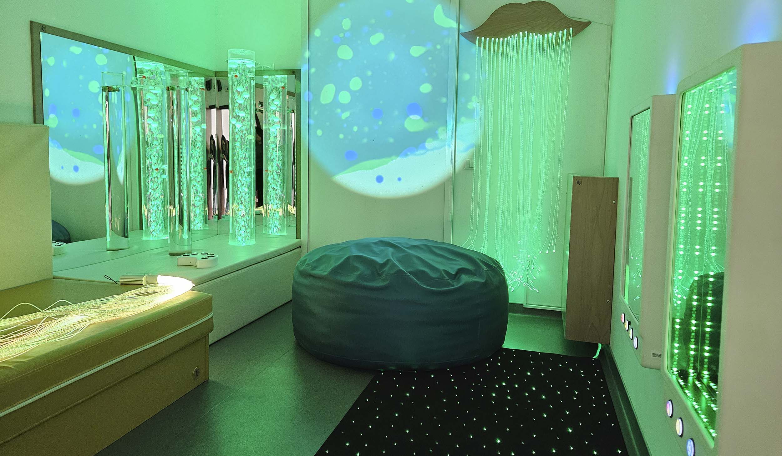 Inauguração da Sala Snoezelen na Associação de Solidariedade Social de Espadanedo assinala o Dia Internacional da Pessoa com Deficiência