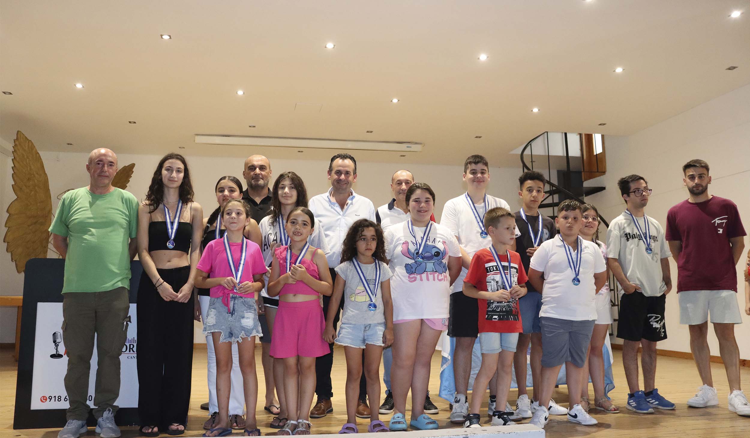 Casa do F.C. Porto de Cinfães encerra ano letivo com torneio de natação