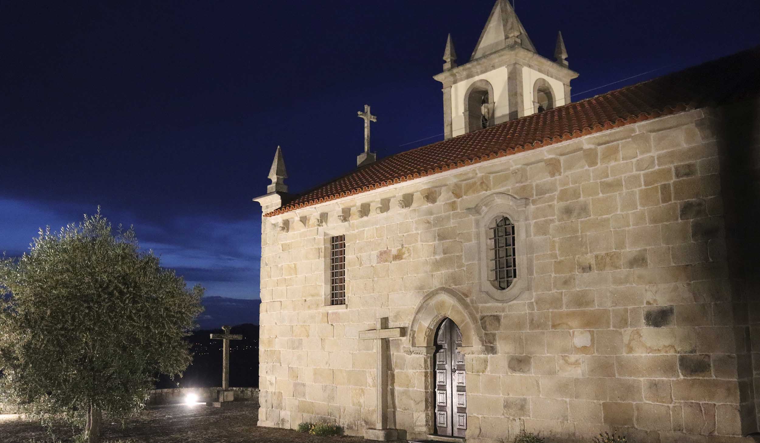 Eletrificação da Igreja de São Cristóvão e Requalificação da área envolvente à Capela de Cádiz