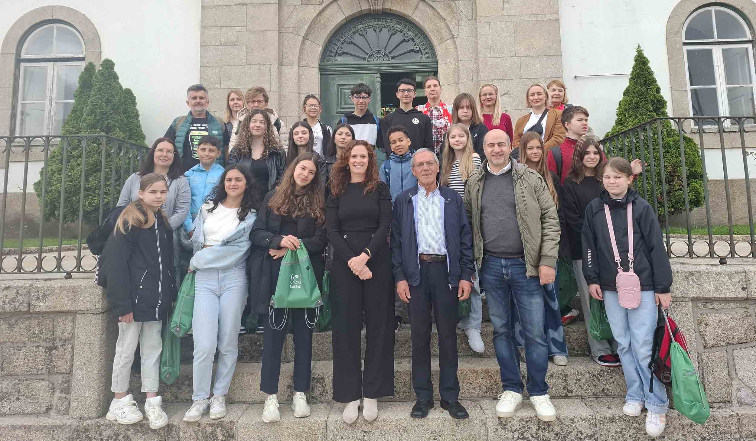 Projeto Erasmus "Learning in Nature" traz a Cinfães alunos e professores da Letónia, Finlândia e Grécia