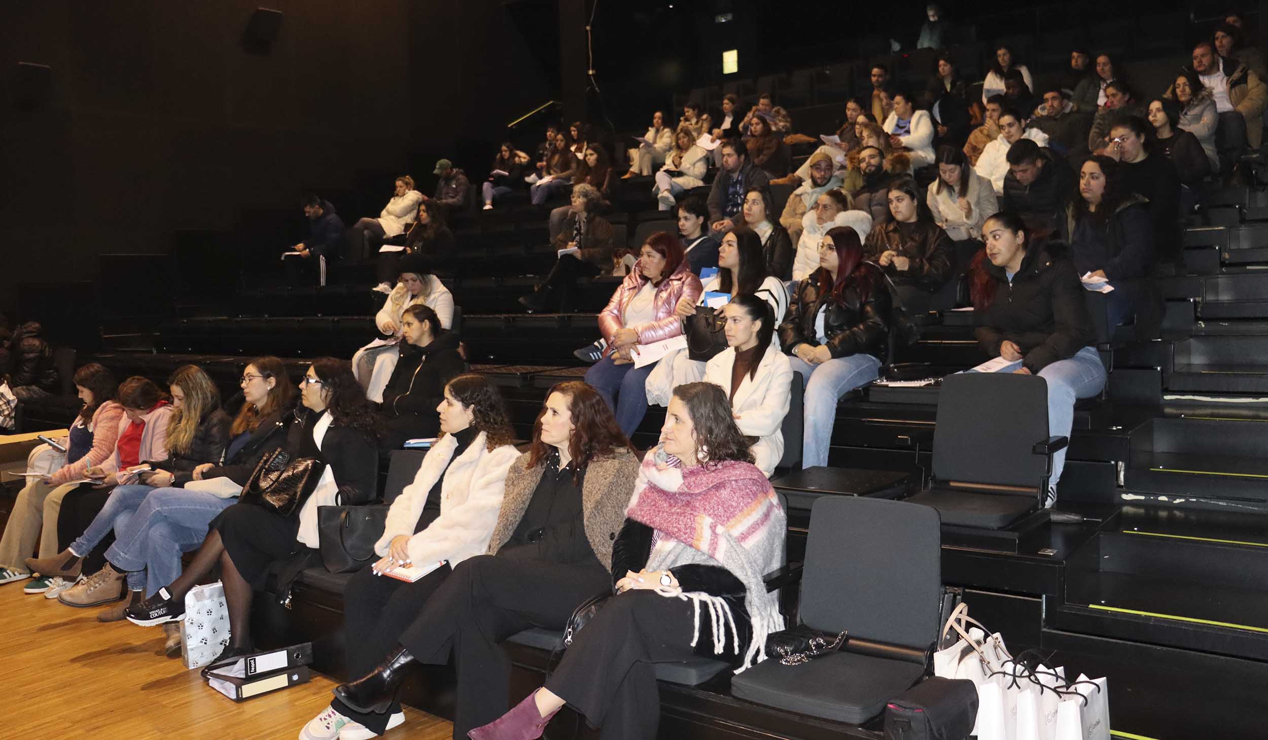 Auditório Municipal acolheu sessão “Conversas com Impacto”